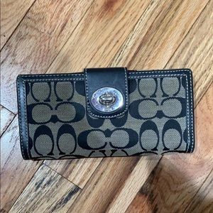 Authentic COACH Wallet